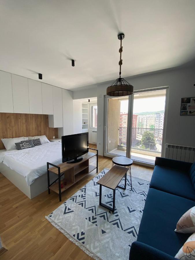 Sunshine Apartment Skopje Buitenkant foto